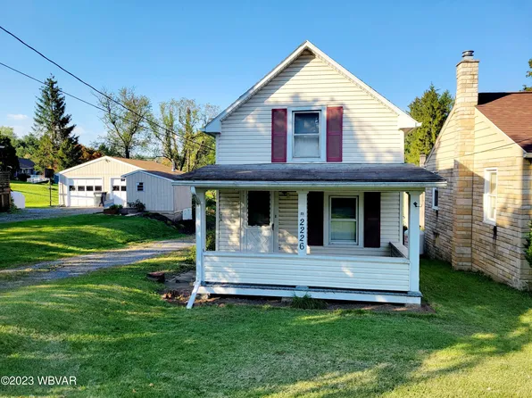 2226 Mill Ln, Williamsport, PA 17701