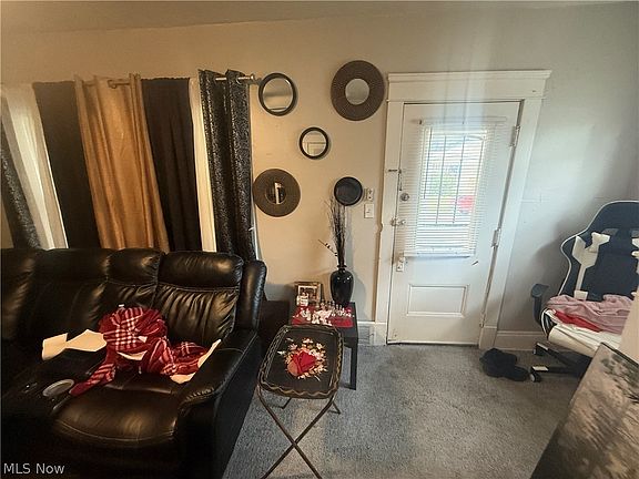 3rd image of 12816 Dove Ave