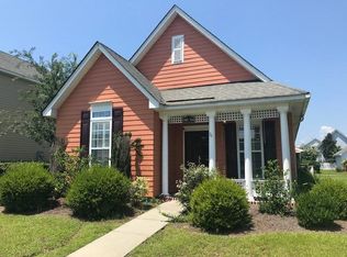 210 Hyacinth St, Summerville, SC 29483