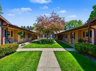 7486 Grove Dr, Jenison, MI 49428