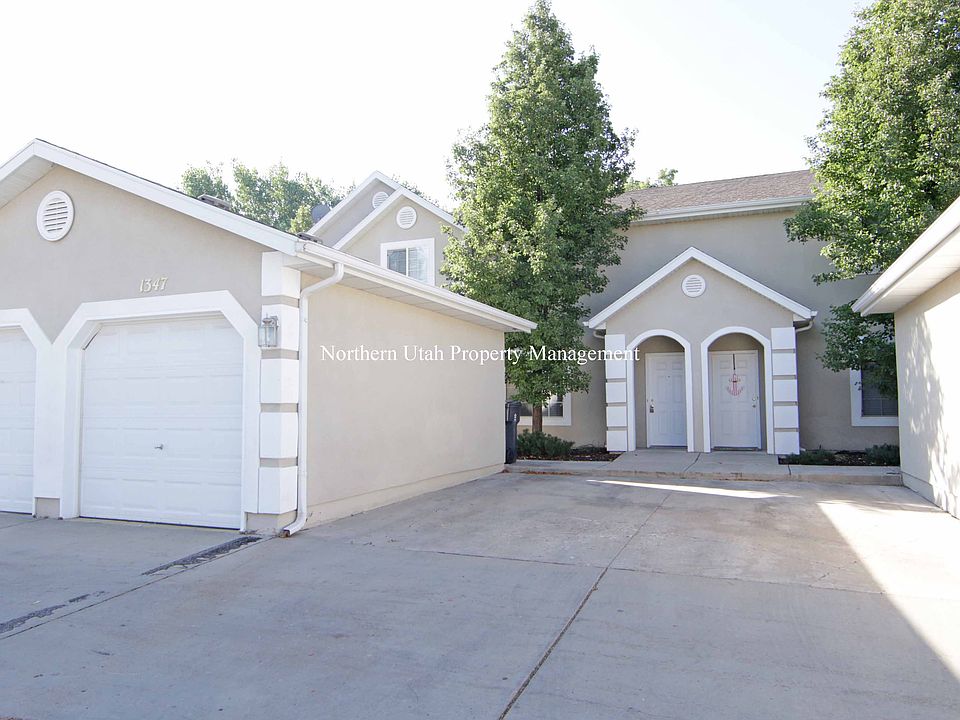 1 Front of Home_08112017