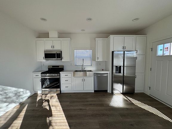 3rd image of 2982 Clay Ave
