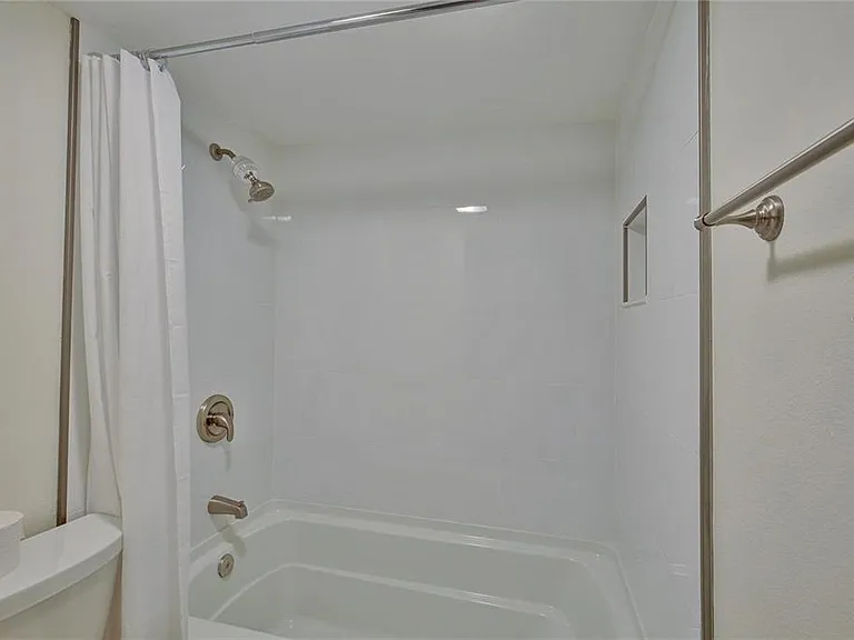 2612 2nd Ct — Photo 12