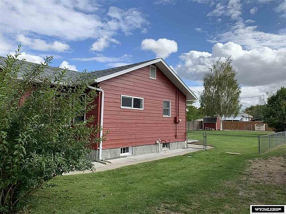 2nd image of 309 5th Ave N