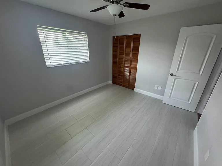 27617 Suffridge Dr — Photo 9