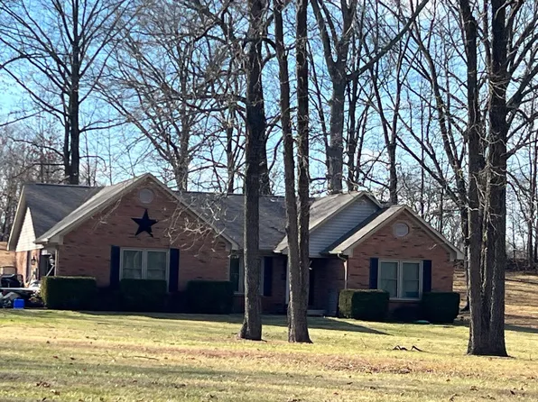 163 Yockey Ests, Mitchell, IN 47446