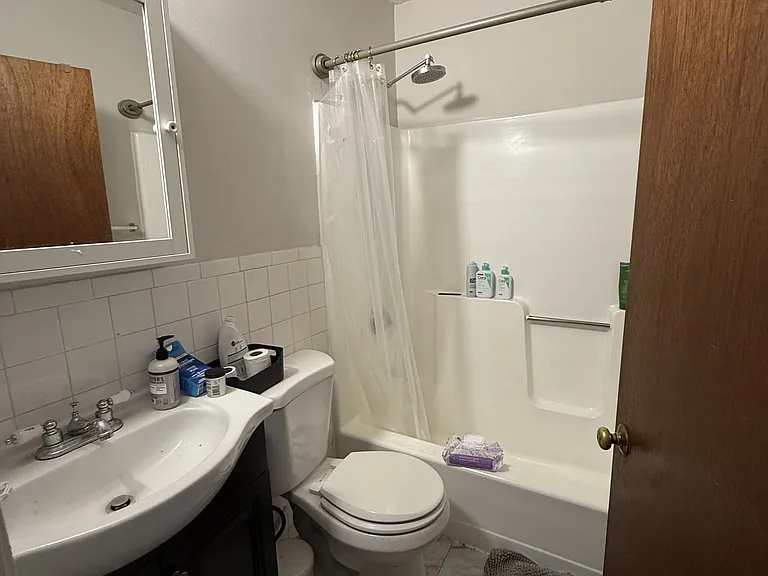 92 Hammond St #2 — Photo 7