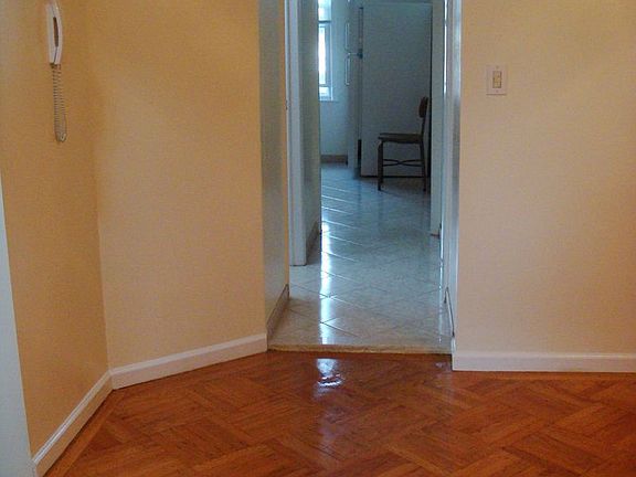 5th image of 3079 43rd St APT 2