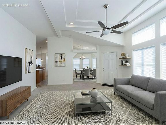 2nd image of 32 Yorkshire Drive