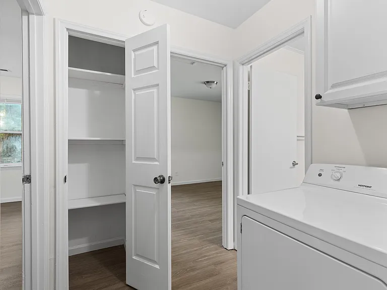 Hall closest, dryer