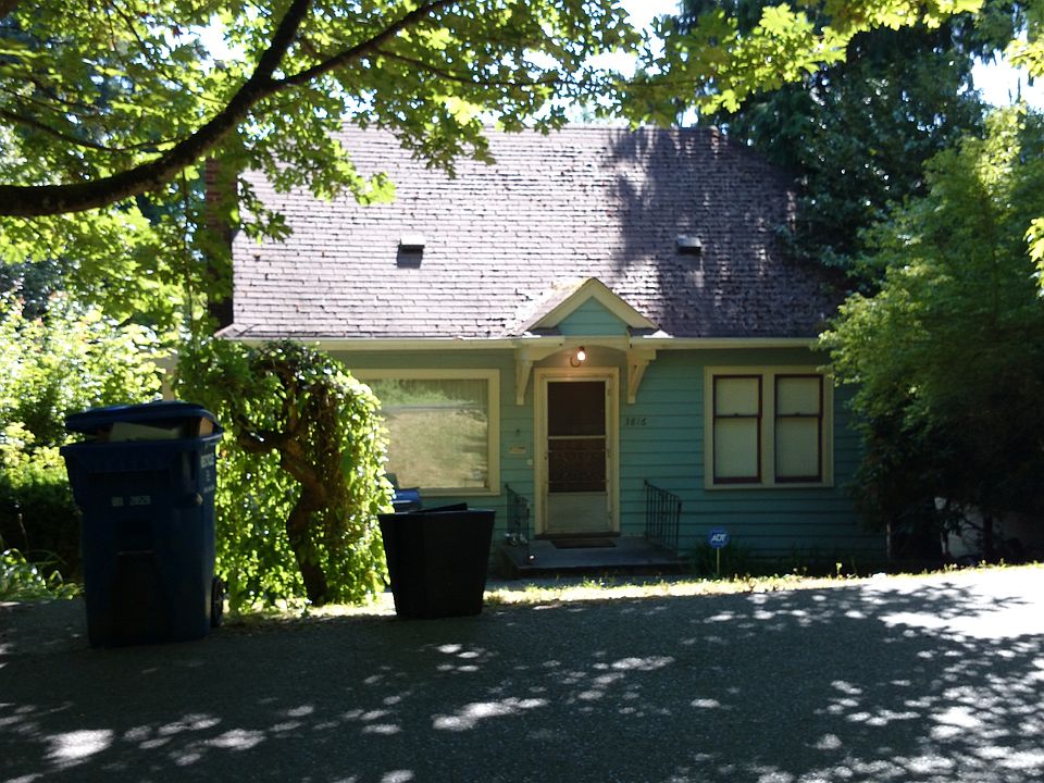 2nd image of 3816 Cheasty Blvd S