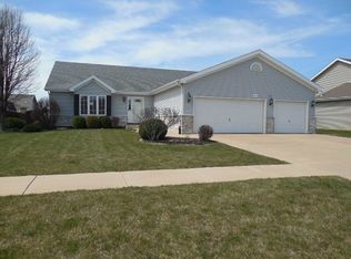 5625 Gatehouse Way, Bourbonnais, IL 60914