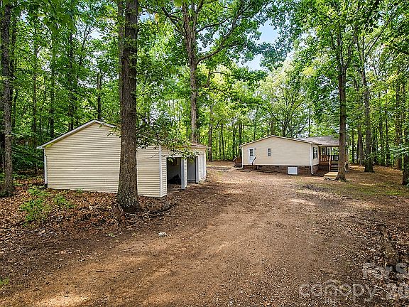 4th image of 103 Thunder Rd