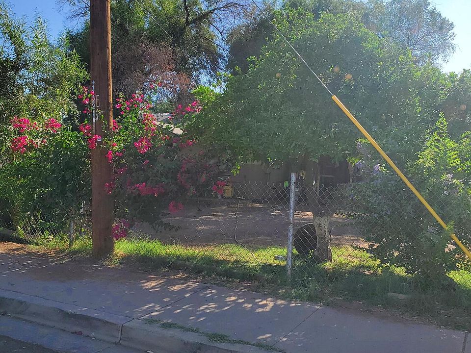 2nd image of 1122 N 28th St