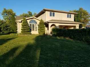 910 Harvard Ct, Romeoville, IL 60446