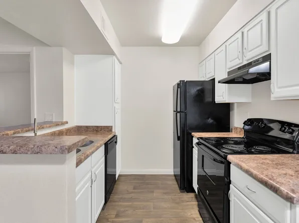Urban Walk Apartments