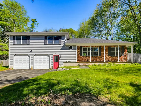 21 Melden Drive, Brunswick, ME 04011