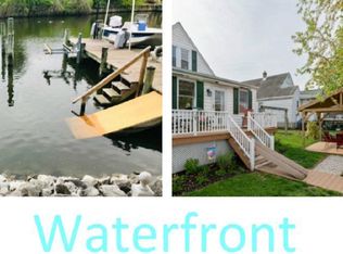 535 Bayside Dr, Baltimore, MD 21222