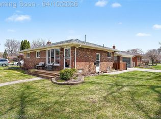 7710 Lear Ct, Westland, MI