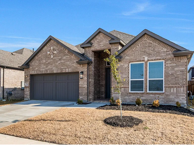 3304 Lake Palestine Rd — Photo 2