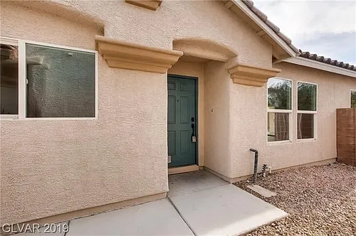 8645 Palomino Ranch St Photo 1