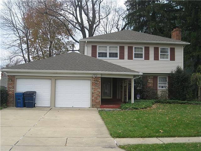 2733 Tanager Dr