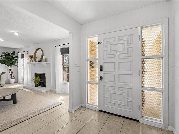 2nd image of 2625 Summerfield Rd