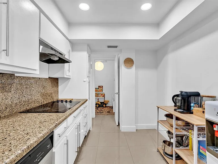 9381 E Bay Harbor Dr #202S — Photo 11