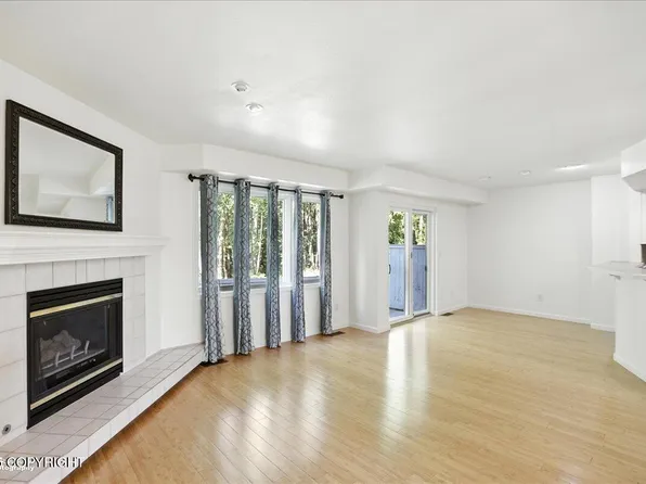 2958 Brittany Pl, Anchorage, AK 99504