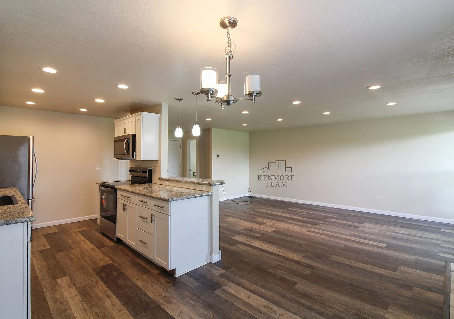 2 Bedroom/2.5 Bathroom Townhome on the Golf Course in Richland — Photo 4