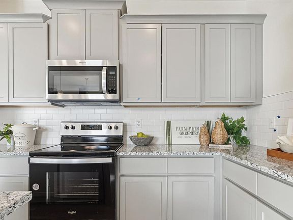 7th image of this home