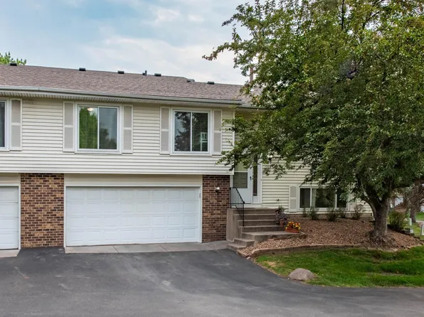 1303 W 140th St, Burnsville, MN 55337