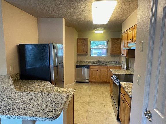 5th image of 107 Celestin Ct