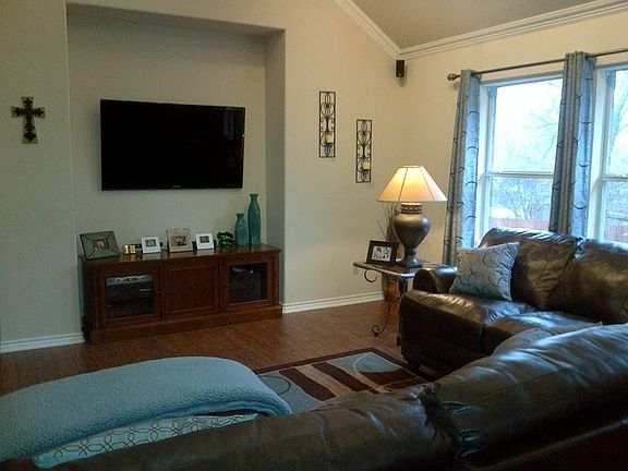 2nd image of 1432 Caneel Ct