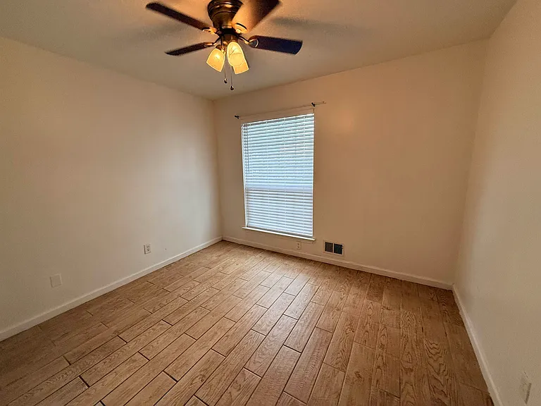 31 Cherry St — Photo 11