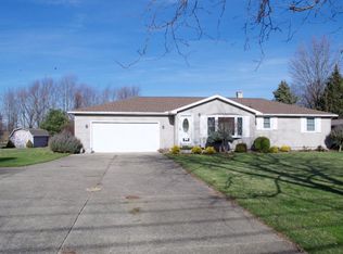 55 Mickey Rd, Shelby, OH 44875