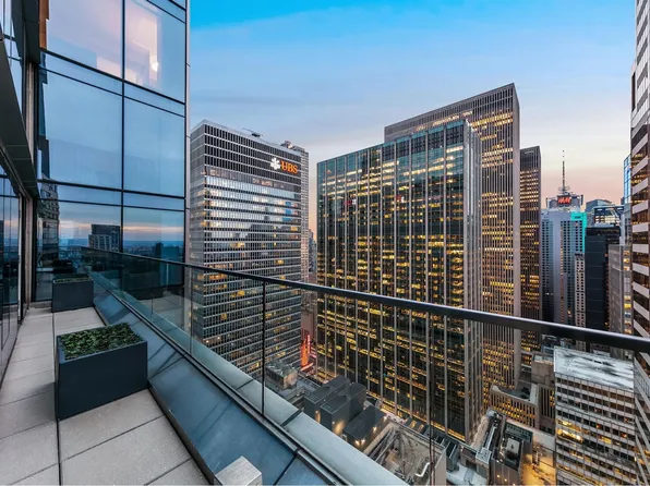 135 West 52nd Street image 5 of 21