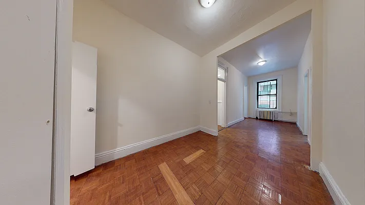 Rented by Bond New York | media 6