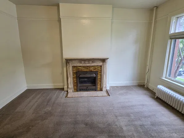 721 E 1st St #4, Duluth, MN 55805