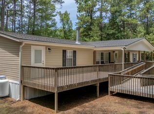 728 Huskie Ln, Saint Stephen, SC 29479