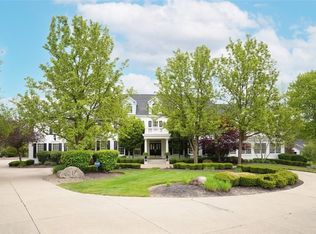 2885 Roundhill Rd, Akron, OH 44333