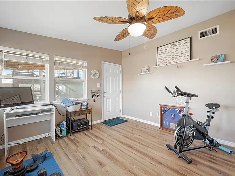 622 S Sandpiper — Photo 15