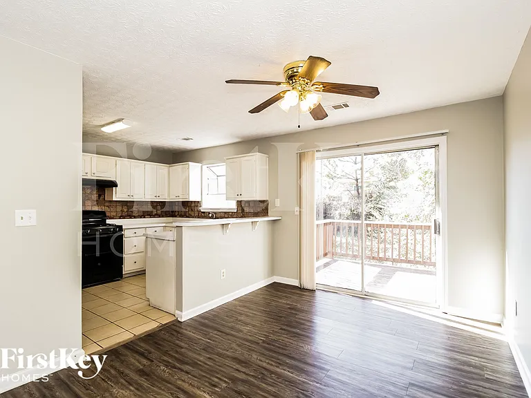 3560 Sweetgum Ln — Photo 5