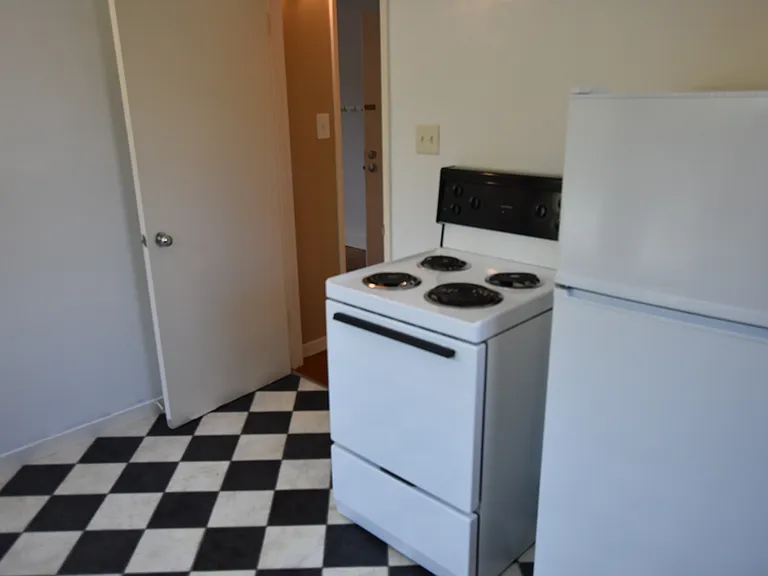 509 Everett Ave — Photo 17
