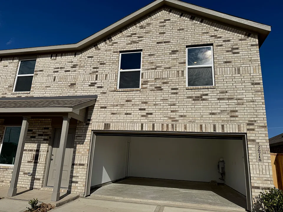 26718 Sea Holly Cir