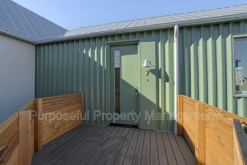 1 bed, 1.0 bath, 635 sqft, $1,500 — Photo 3