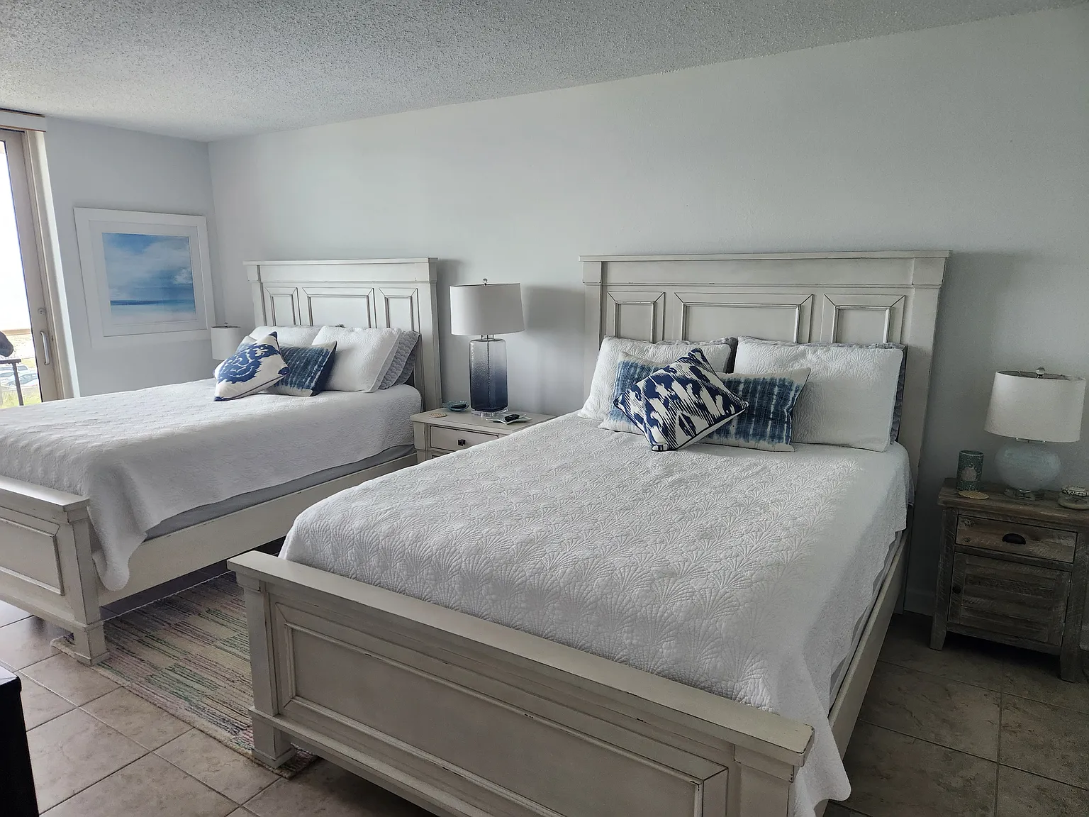 2 bed, 1280 sqft, $3,400 — Photo 2