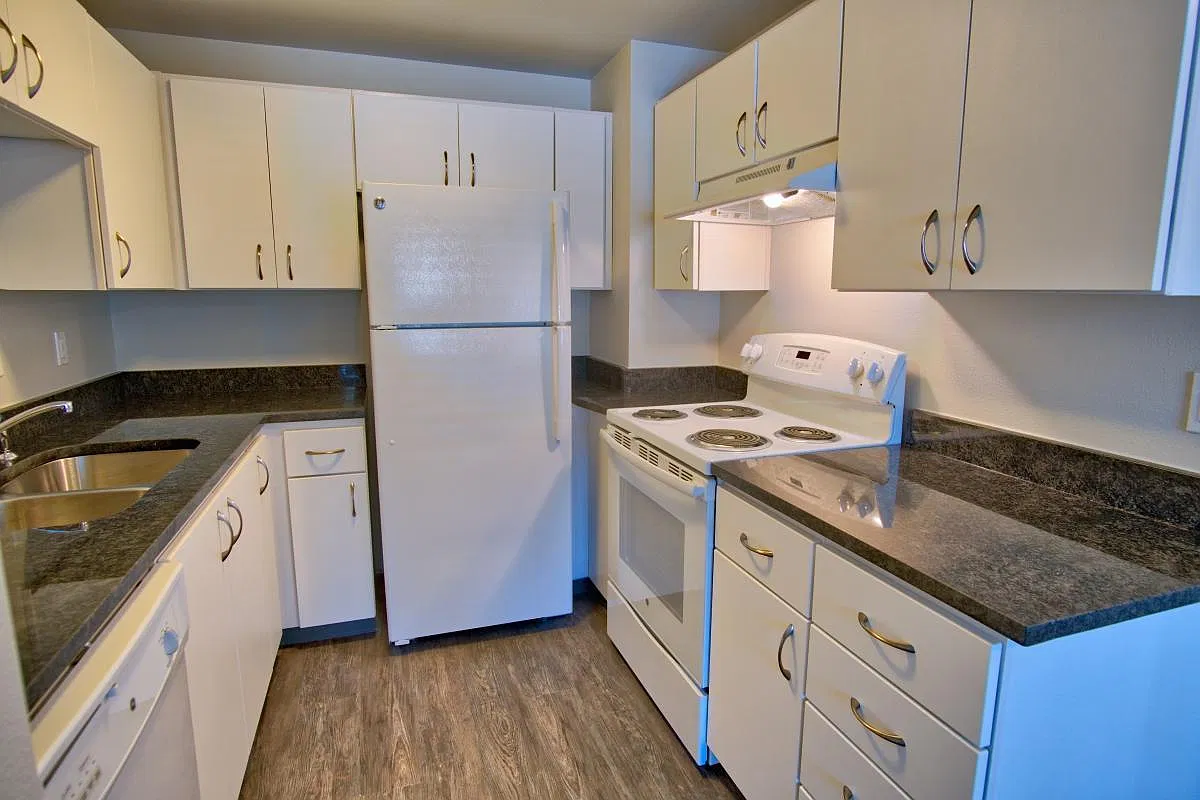 1302 Knoxville Blvd — Photo 3