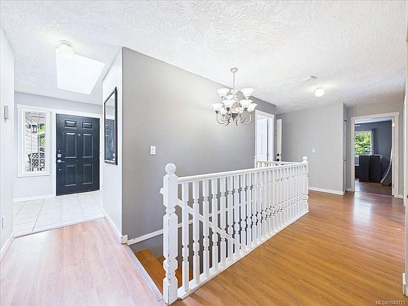 5th image of 6851 Banner Rd