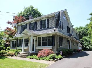 13 Ridge Rd, Danbury, CT 06810
